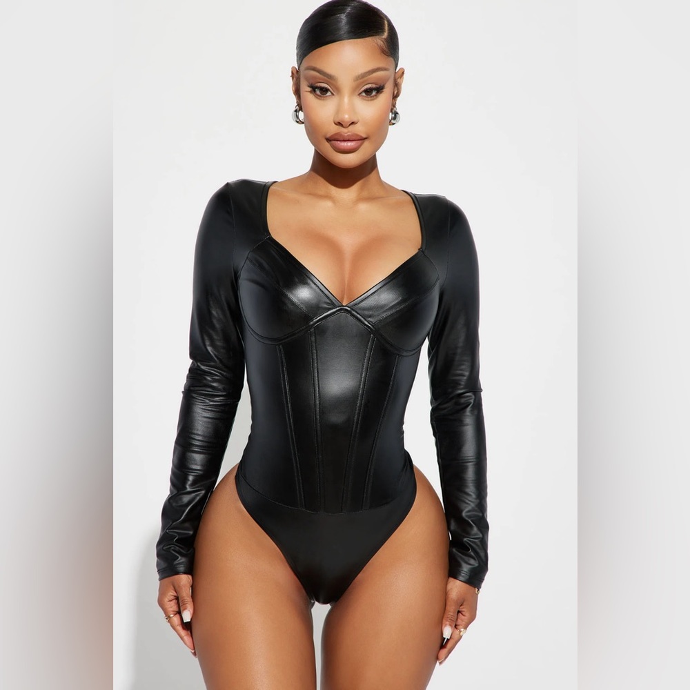 Fashion Nova Something to consider Pu bodysuit NWT sz Medium